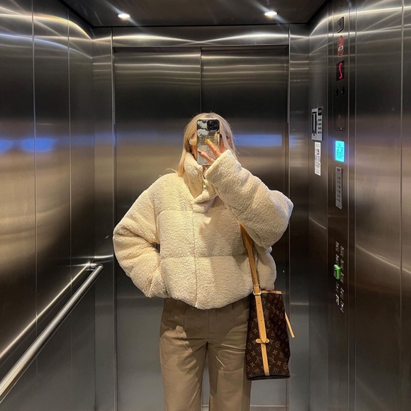 Zara Ecru Padded Fleece Jacket - Picture 4 of 17